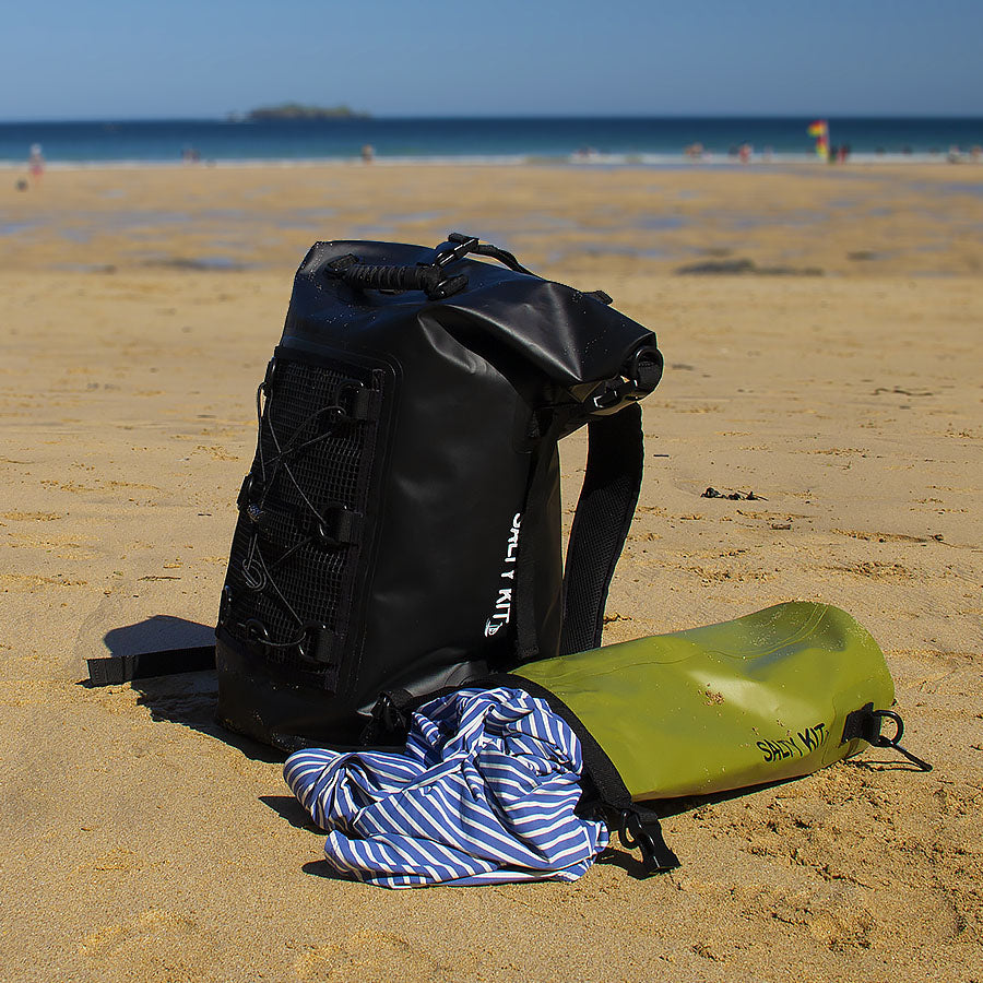 Waterproof dry bag for swimming on sandy beach