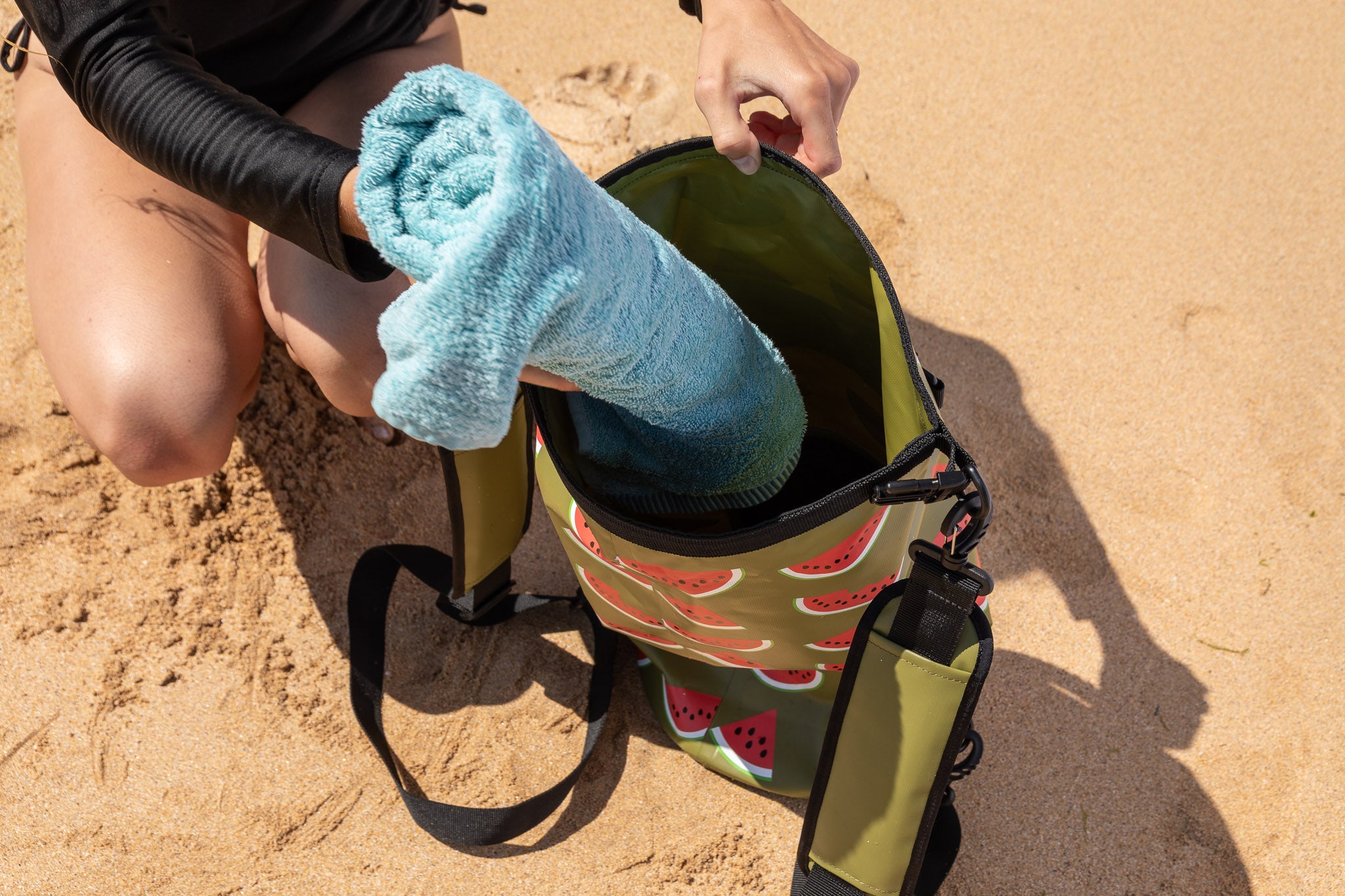 waterproof swimming bag 20 litres the ideal size for a swim trip
